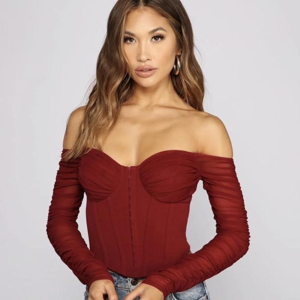NWT Off shoulder bustier top